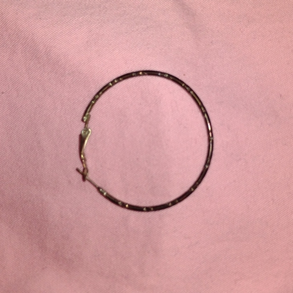 hoop earrings - Picture 3 of 3